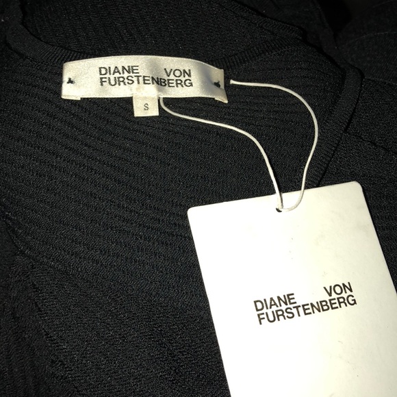 NWT Dian Von Furstenberg asymmetric cut out top - Picture 8 of 8